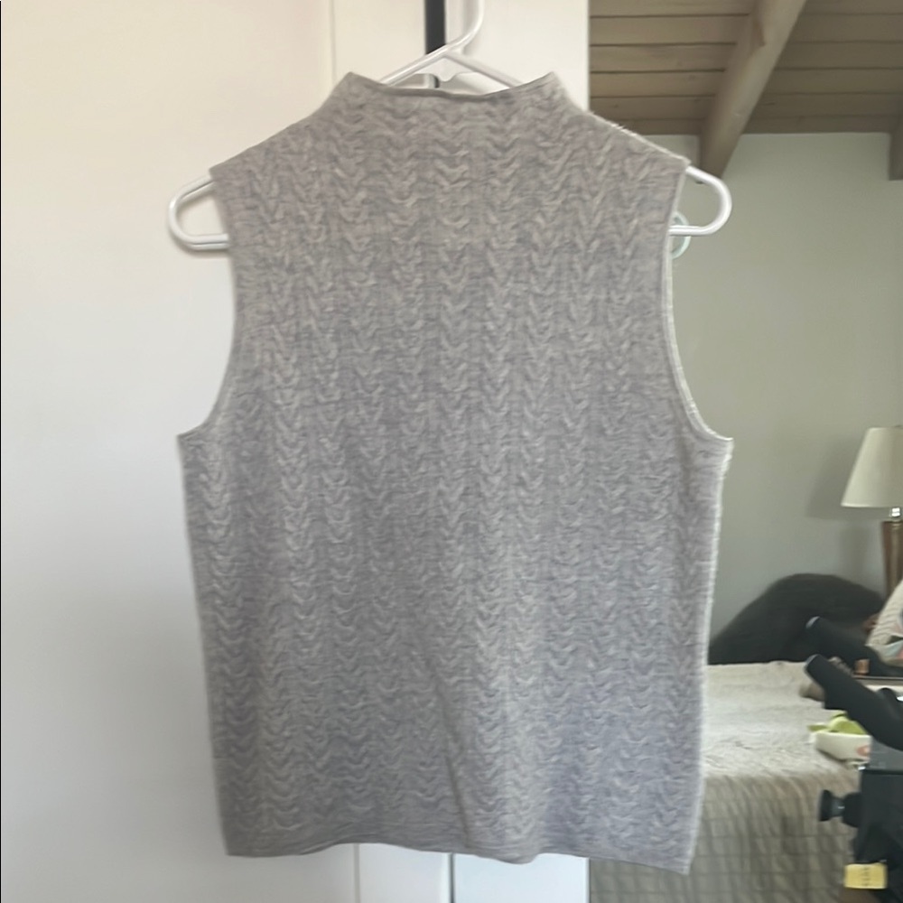 Gray Sleeveless Women's Cashmere Sweater